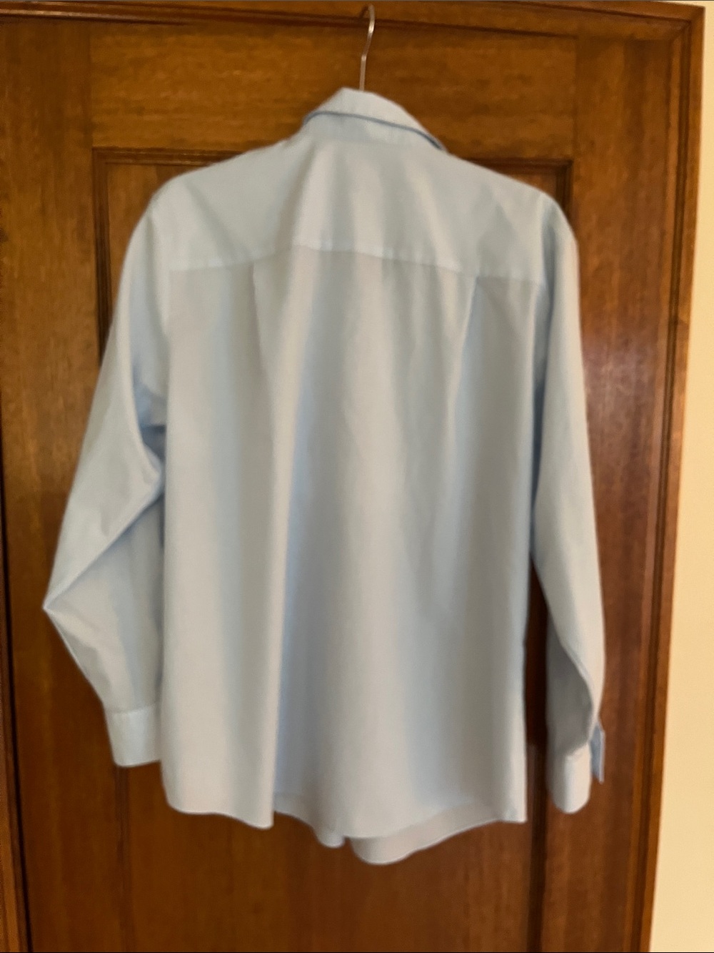 Foxcroft Light Blue Button-Front Women's Shirt - Picture 4 of 4
